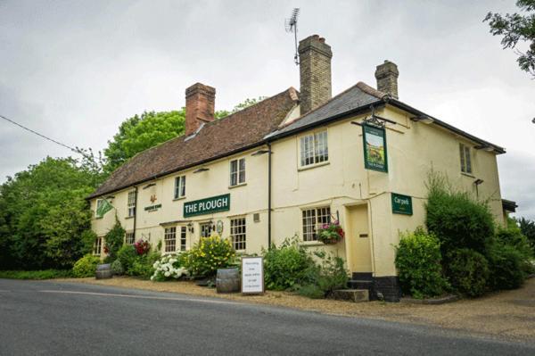 The Plough Hotel Great Chesterford Buitenkant foto